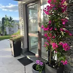 شقة 33 *